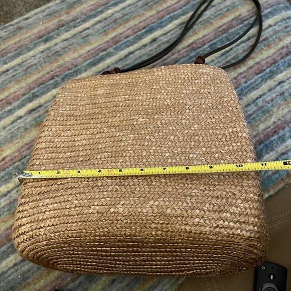 Free with bundle - Straw purse!! - Picture 5 of 7